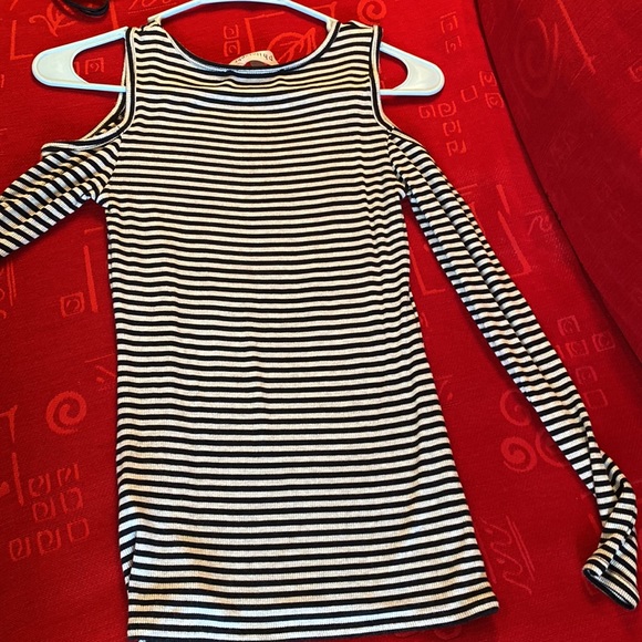 Philosophy long sleeved knit top - Picture 4 of 4